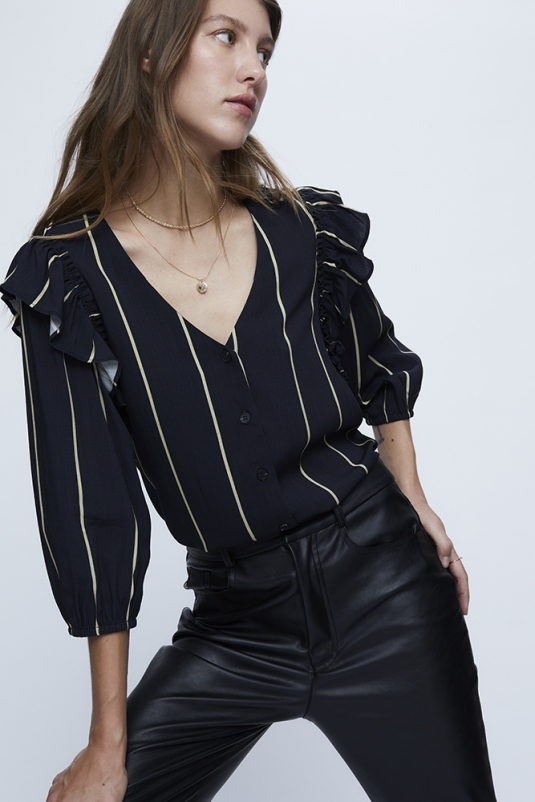 BLUSA NEGRA RAYAS AMARILLAS WILD PONY