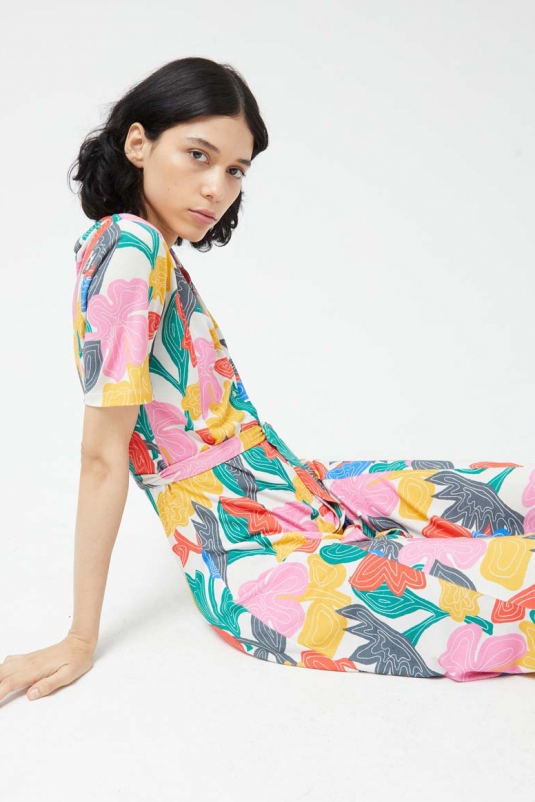 VESTIDO MIDI CAMISERO FLORES ABSTRACTAS COMPAÑÍA FANTÁSTICA