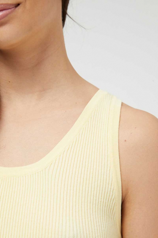 TOP CANALÉ AMARILLO COMPAÑÍA FANTÁSTICA