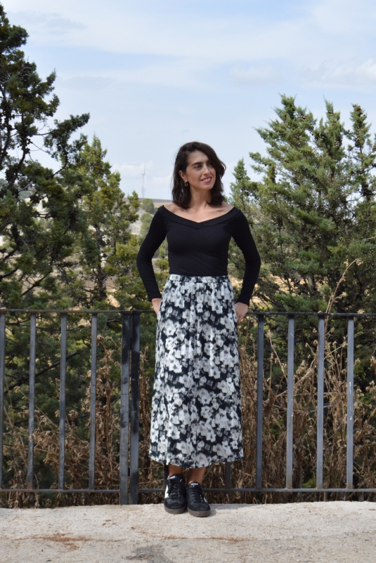 FALDA MIDI FLORES REXA PIECES