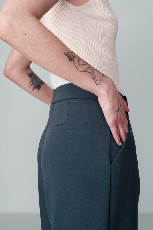 PANTALÓN NILAY VERDE PETRÓLEO GRACE & MILA