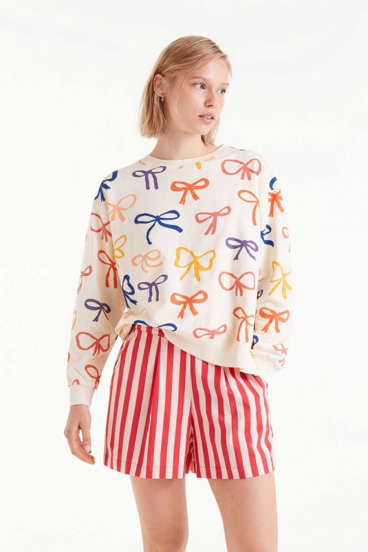 SUDADERA ESTAMPADO LAZOS COMPAÑÍA FANTÁSTICA