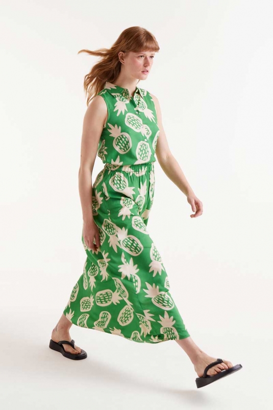 FALDA VERDE PIÑAS COMPAÑÍA FANTÁSTICA