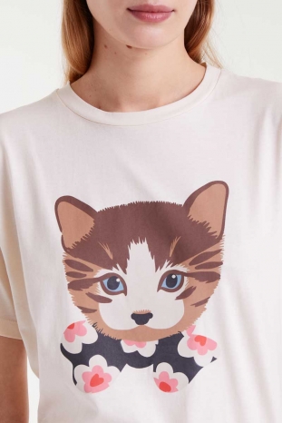 CAMISETA GATO FLOR CORAZÓN COMPAÑÍA FÁNTASTICA