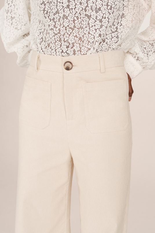 PANTALÓN PANA SAMBA CRUDO GRACE & MILA