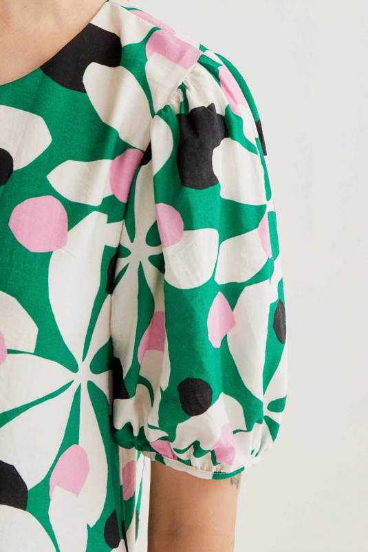 VESTIDO VERDE FLORES HOSTA COMPAÑÍA FANTÁSTICA