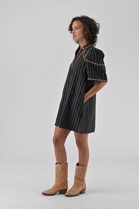 VESTIDO NEGRO BORDADO RITA ORFEO