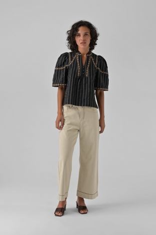 BLUSA NEGRA BORDADA CORA NEGRO ORFEO