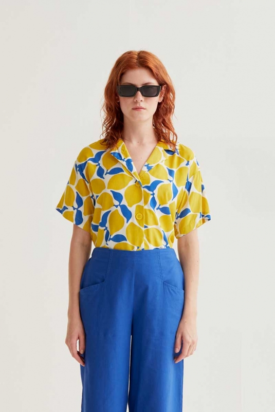 CAMISA LIMONES COMPAÑÍA FANTÁSTICA