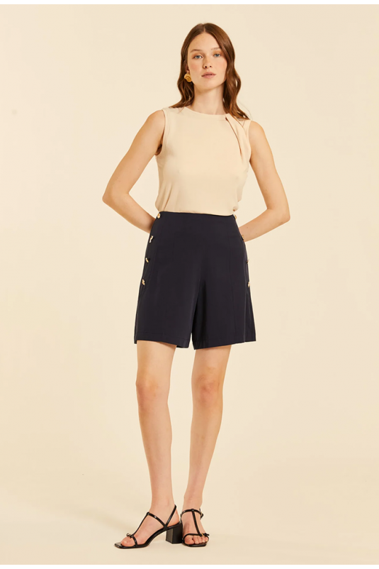 SHORTS NEGRO BOTONES PEPALOVES