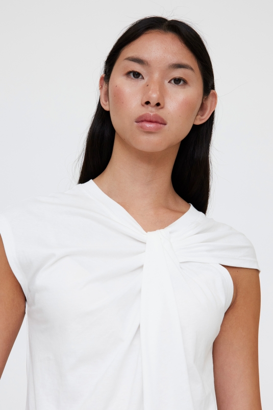 CAMISETA BLANCA ANUDADA WILDPONY