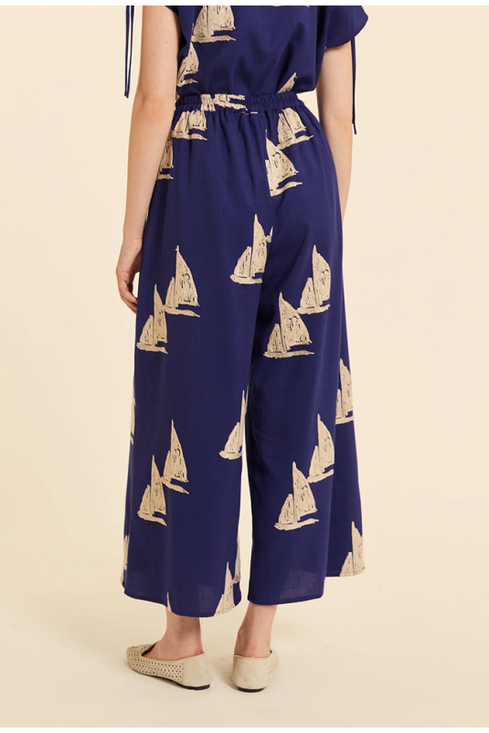 PANTALÓN AZUL BARCOS BORDADOS PEPALOVES