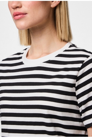 CAMISETA RIA RAYAS NEGRAS PIECES