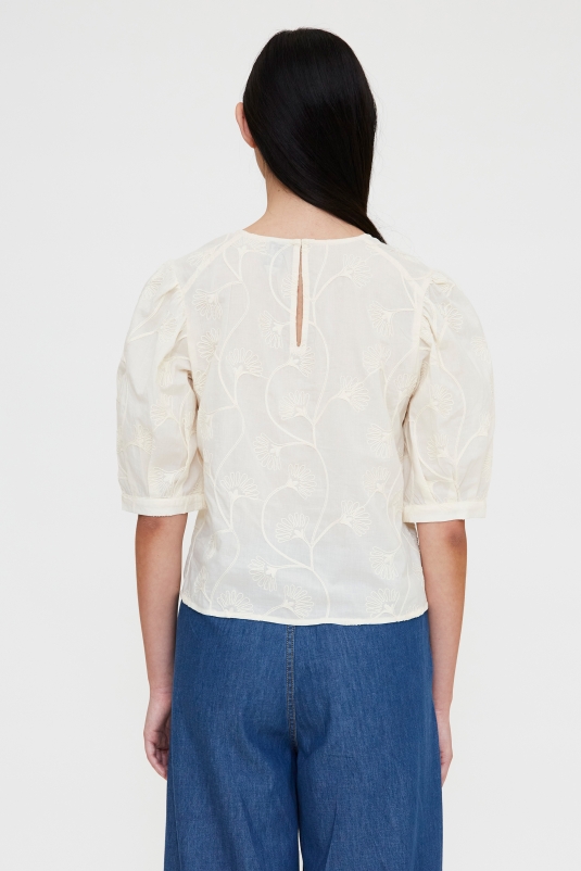 TOP BLANCO BORDADO WILDPONY