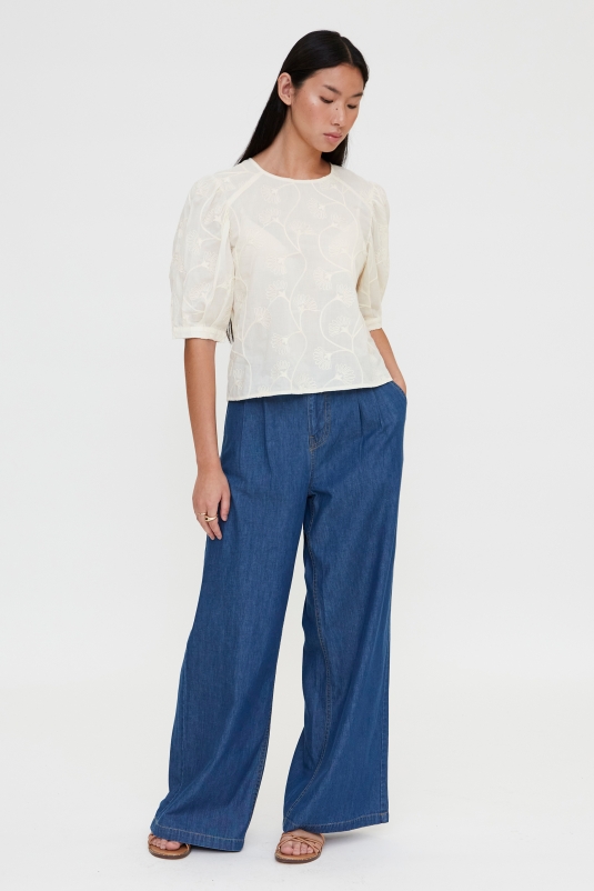 TOP BLANCO BORDADO WILDPONY