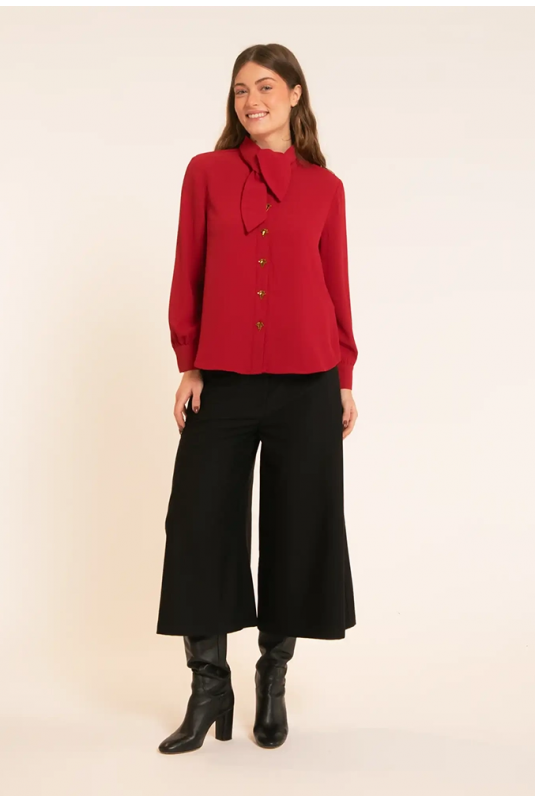 CAMISA ROJA BRUNA BOTONES HOJA PEPALOVES